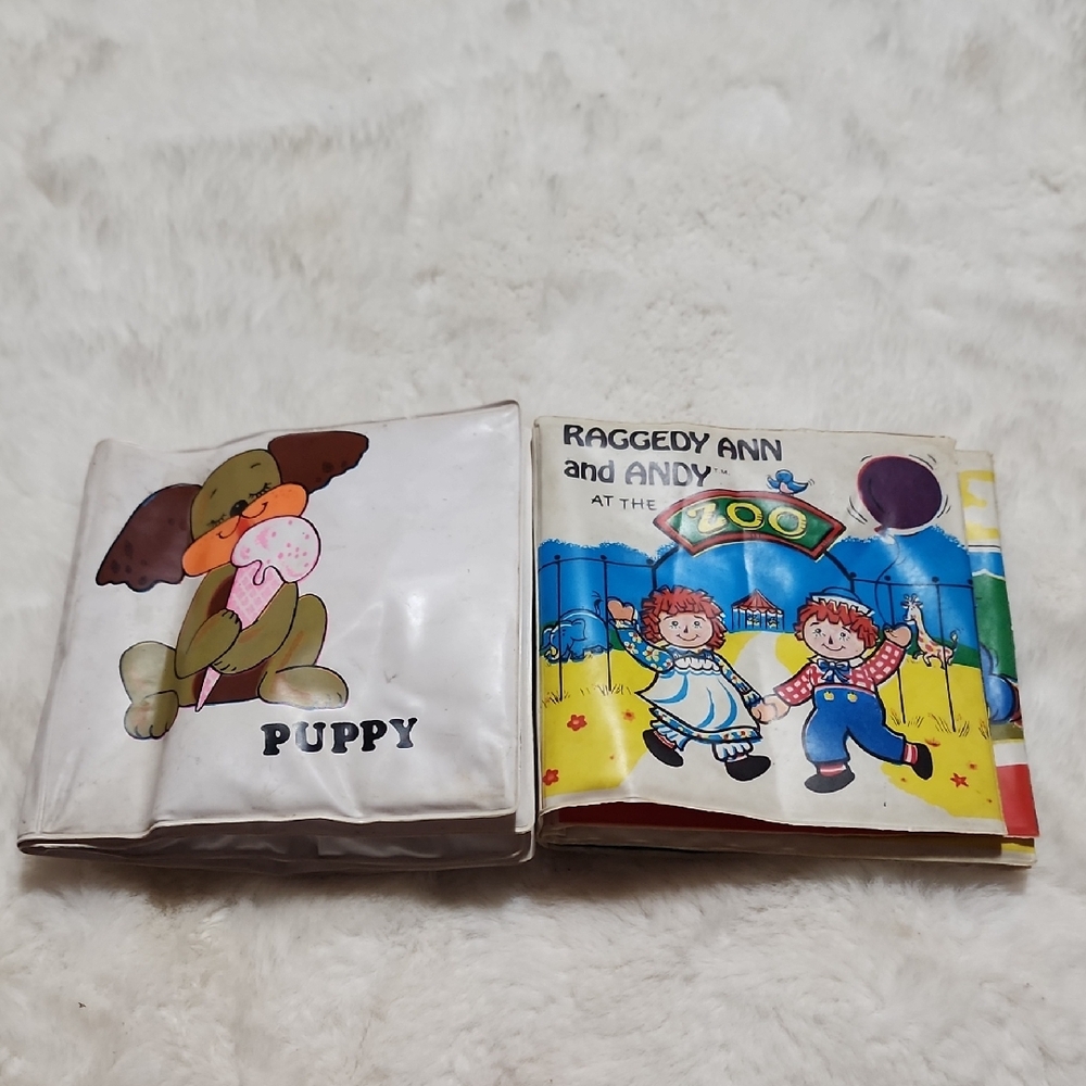 Raggedy Ann and Puppy Soft Books. Vintage 1974.